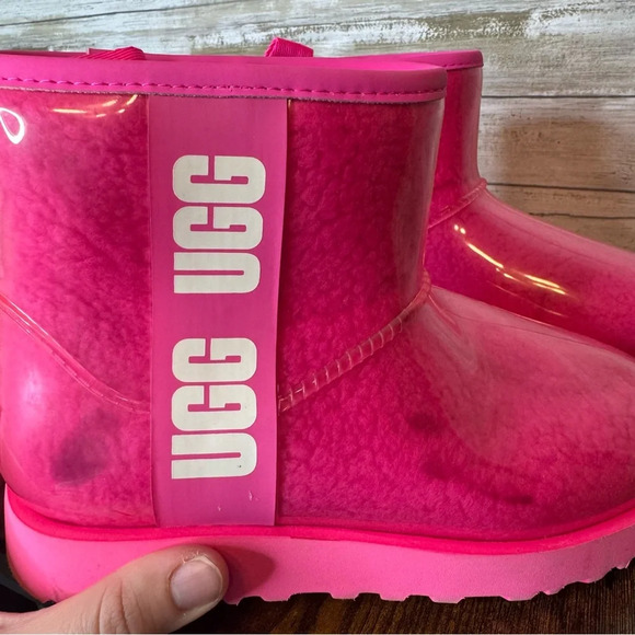 UGG Women's Classic Clear Mini Boot Hibiscus Pink size 6 - Picture 8 of 12
